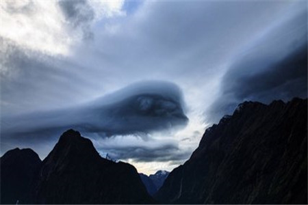 黑龙江自考本科和独立本科哪个好?